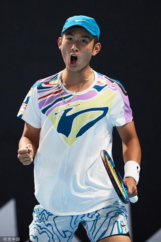 摔跤赛场再起风云：东城鲨队队爆冷徽州独角兽队，新援首秀制胜目标直指冠军的简单介绍J9