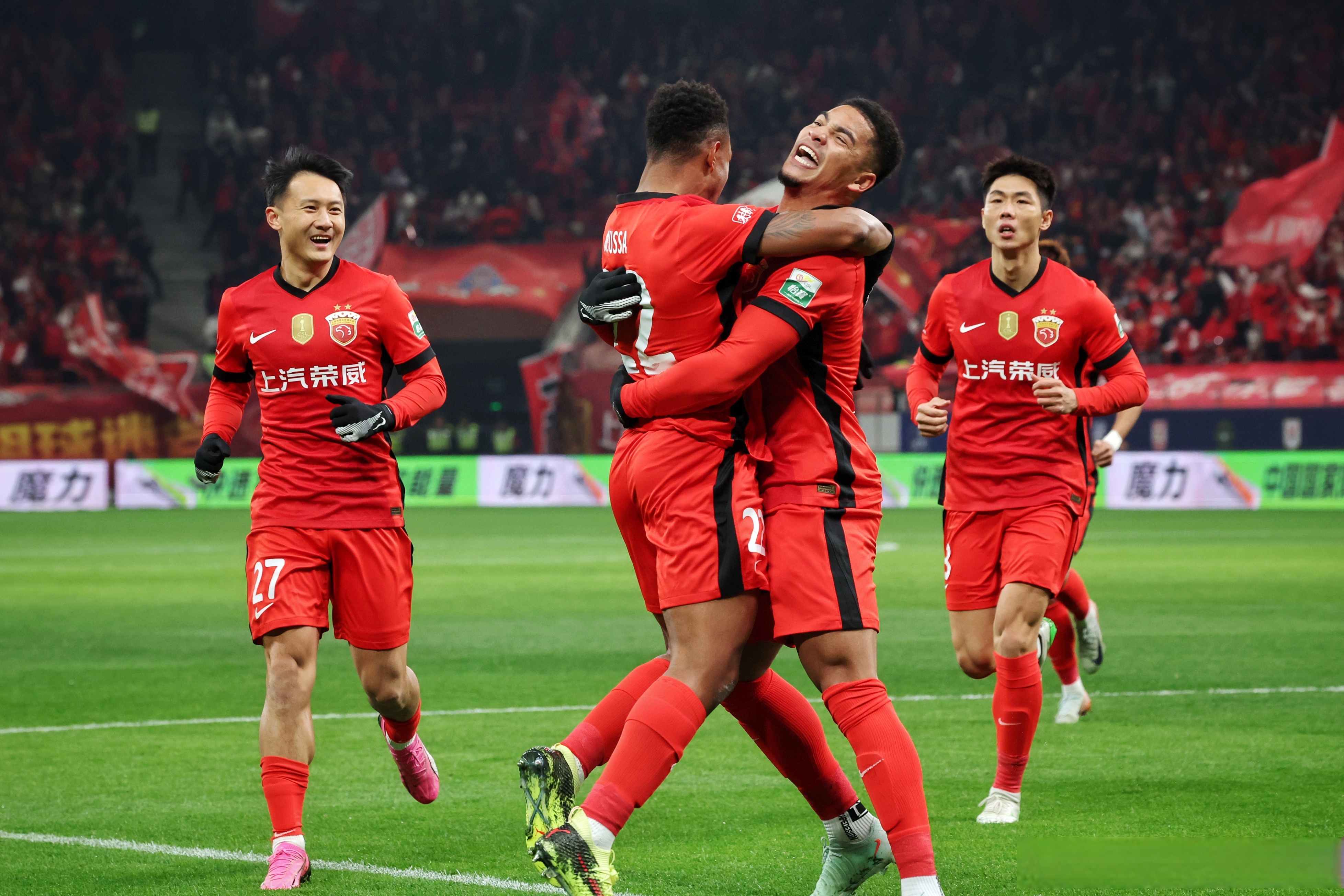 关于赛地聚焦：中超国际比赛日热度飙升；圣安东尼奥马刺队长鼓劲；更衣室稳定；球队文化再被提及的信息九游