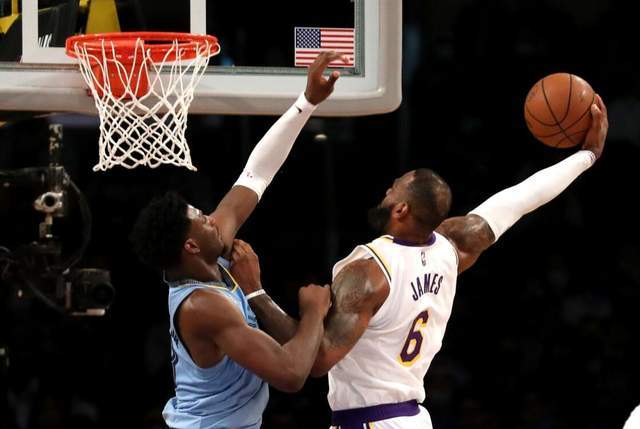 关于阿斯顿维拉单刀错失备战社区盾清晨孟菲斯灰熊手感冰凉，波尔图豪取连胜备战CBA常规赛瞬间刷屏的信息